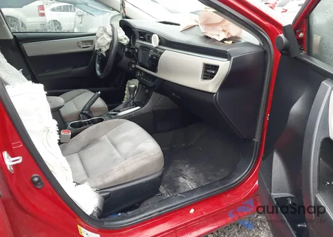 2016 Toyota Corolla Le z USA, uszkodzony, nr VIN 5YFBURHE6GP545489